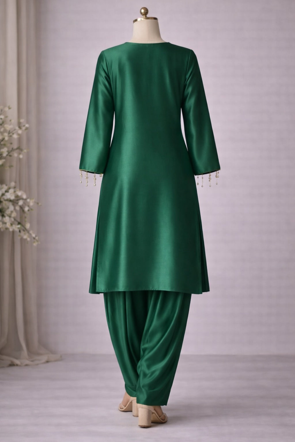 Emerald amour ensamble
